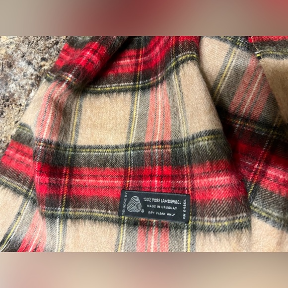 100% Pure Lambswool Scarf - Picture 3 of 6